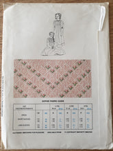 Load image into Gallery viewer, Smickety Smocks Sophie